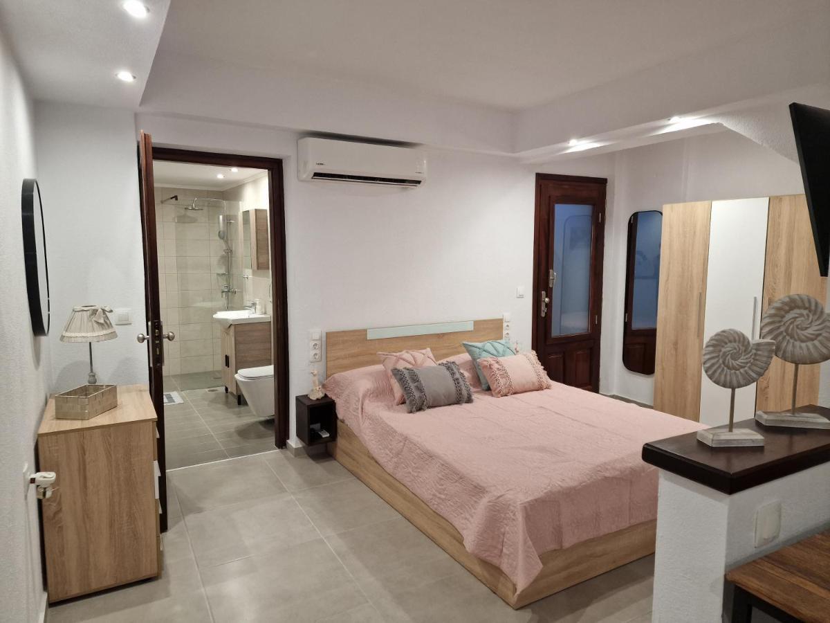 Το Στενάκι Apartamento Skiathos Town Exterior foto