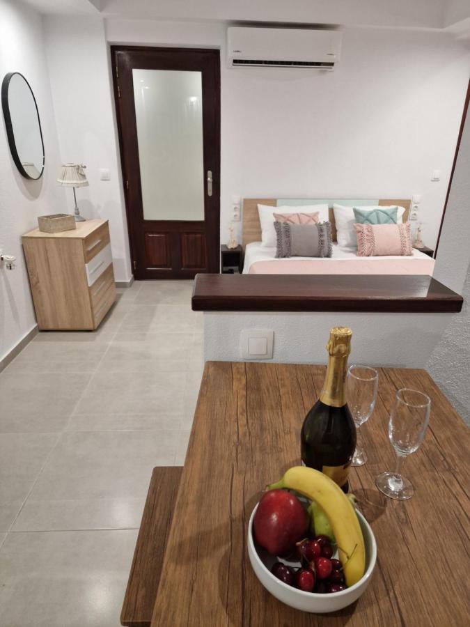 Το Στενάκι Apartamento Skiathos Town Exterior foto
